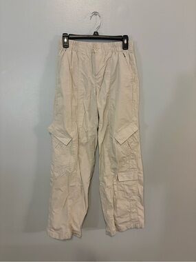 Cargo Pants in Light Beige - Relaxed Fit